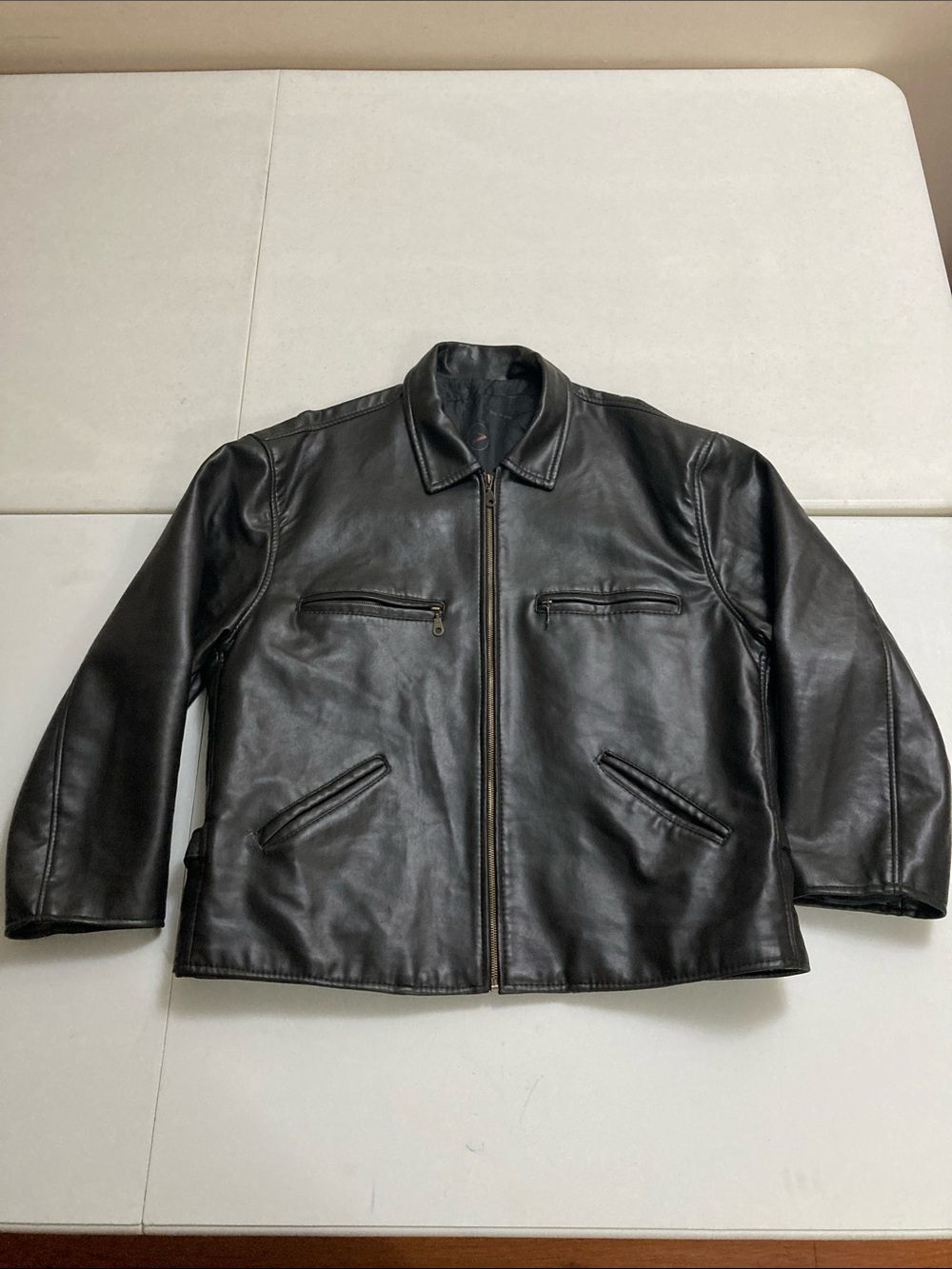 Men's Black Leather Bomber Jacket with Zip Pockets Made in Italy